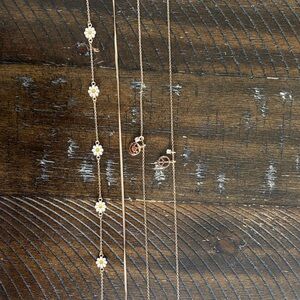 Elegant Gold Necklace Set